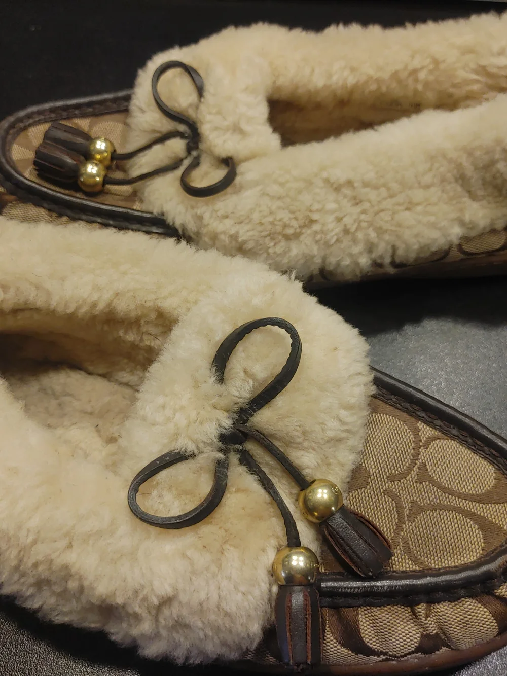 Coach Cream Shearling Lined Slide/Slipper Women's Size 10 - Picture 2 of 6